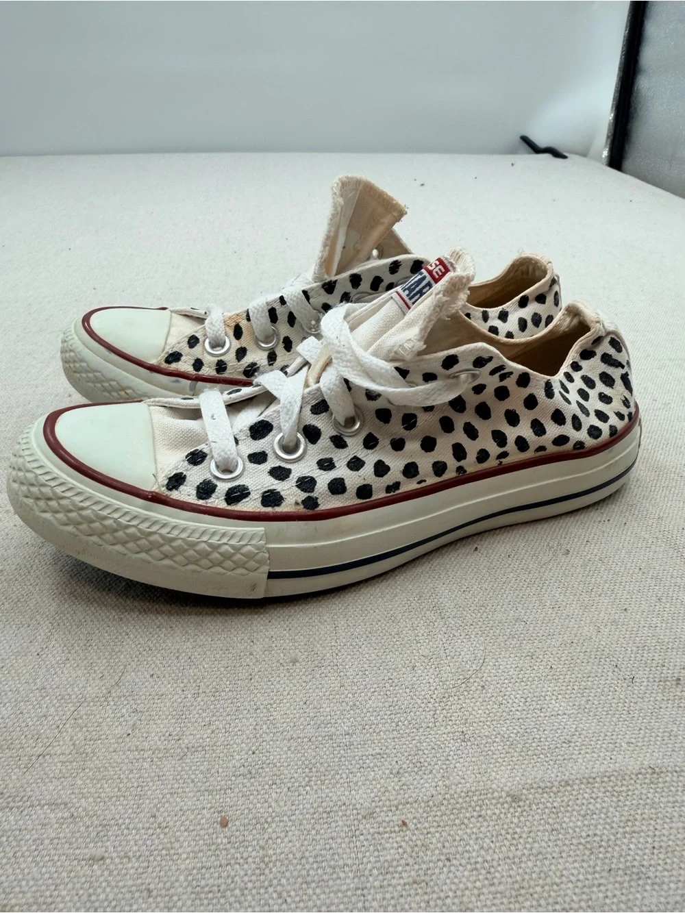 Converse White Canvas Polka Dot Low-Top Sneakers - Picture 1 of 10